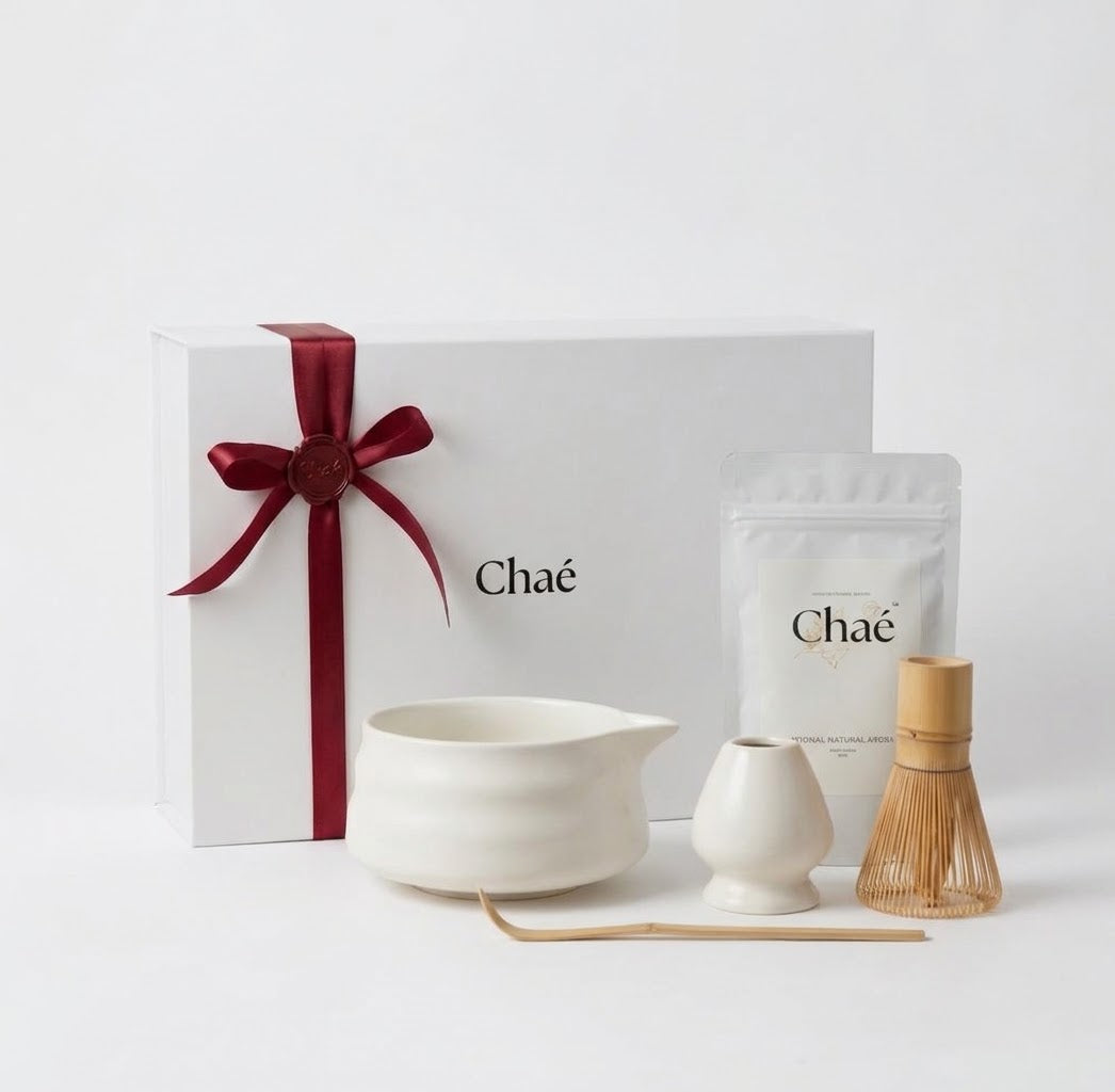 Chaé matcha gift set with chawan, bamboo whisk, scoop and ceremonial matcha